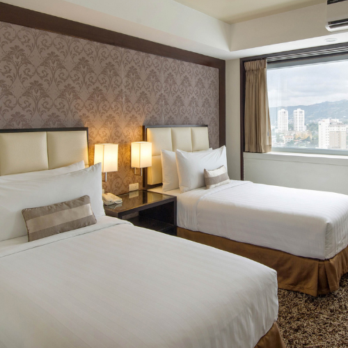 06 Quest Deluxe Room Dec2025