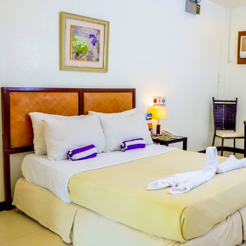 06 White House Standard Room Dec2025