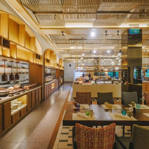 04 Crimson Mactan Resto Sept2025